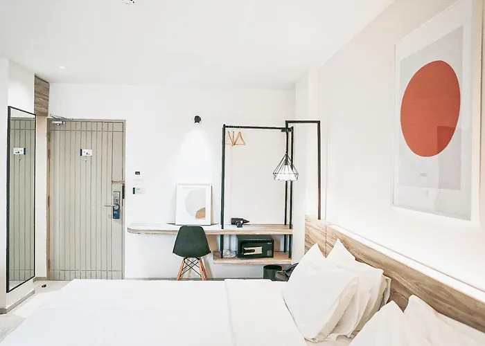 Homitel 4*